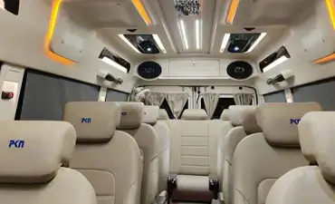 11 Seater Luxury Maharaja Tempo Traveller